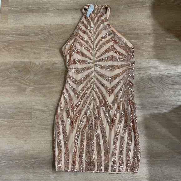 Fashion nova rose gold sequence halter mini dress - Picture 2 of 2